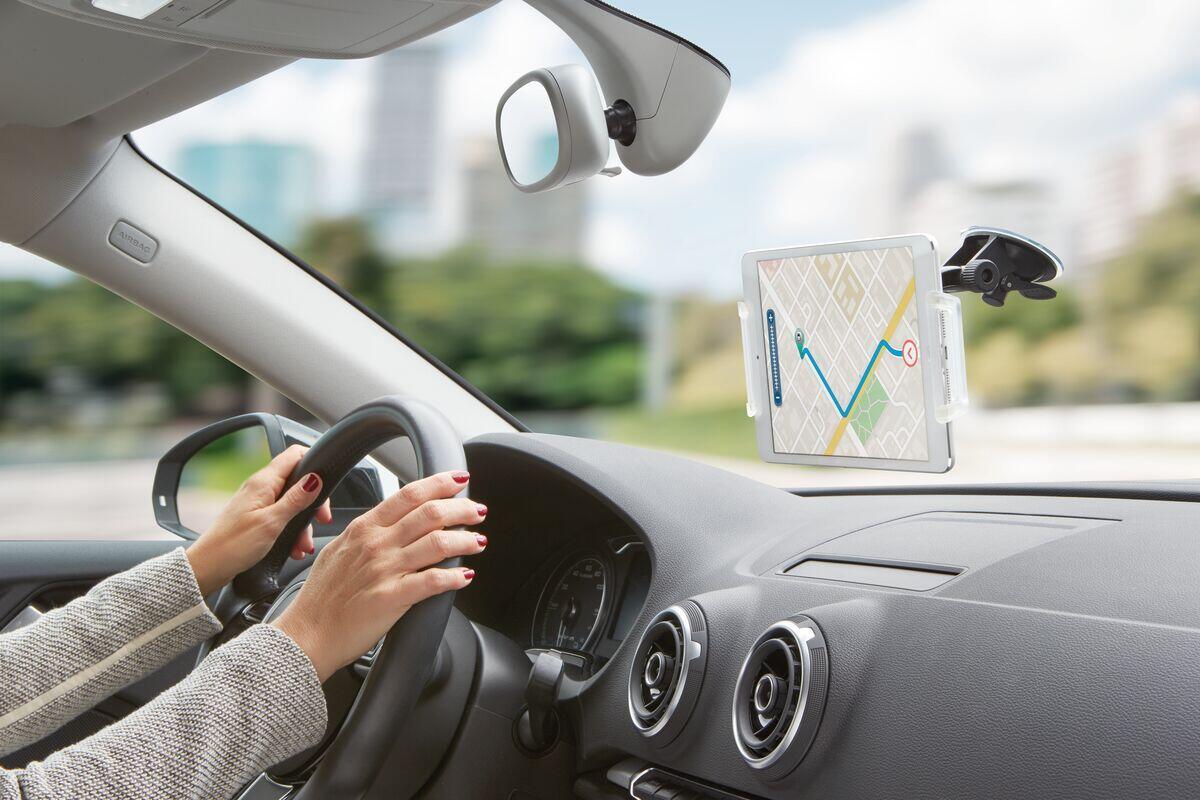 Vogel's RINGO TMS 1050 Amaturenbretthalterung für alle Tablet's von 15-33 cm (7-13')