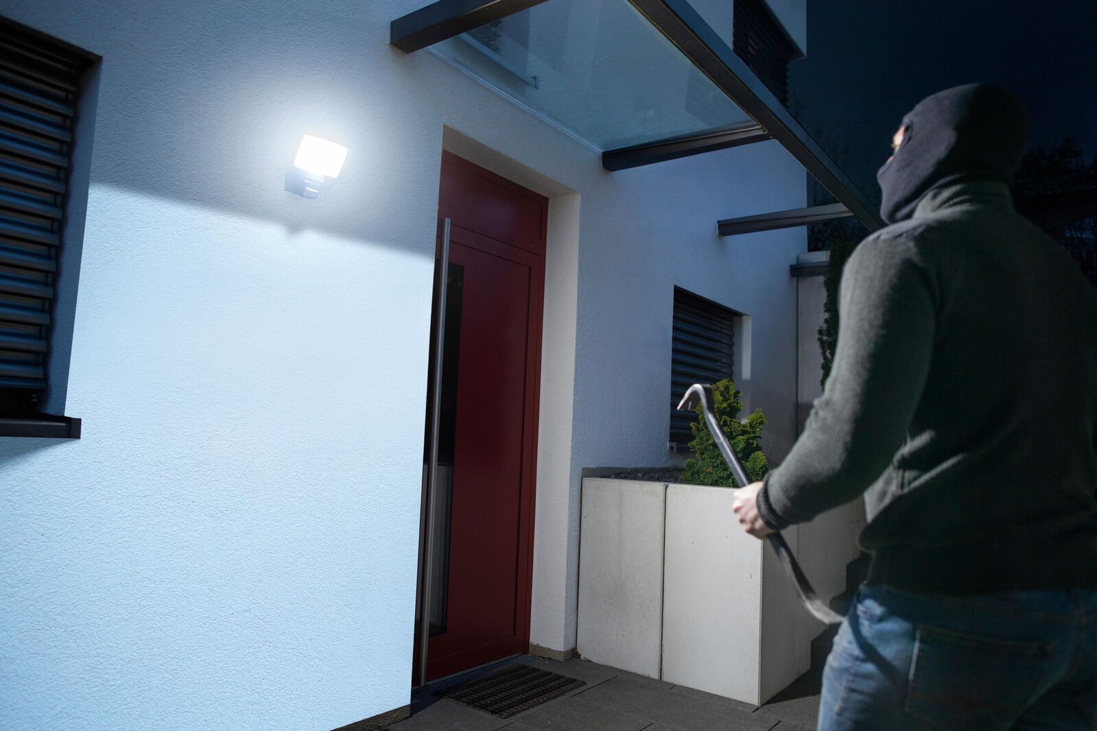 brennenstuhl Smart Home Außenleuchte 20 W grau