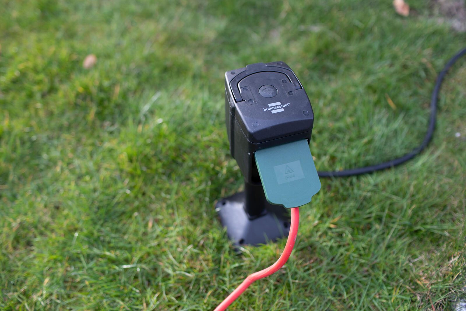 brennenstuhl WLAN-Steckdosen Connect 2-fach 10 m Erdspieß