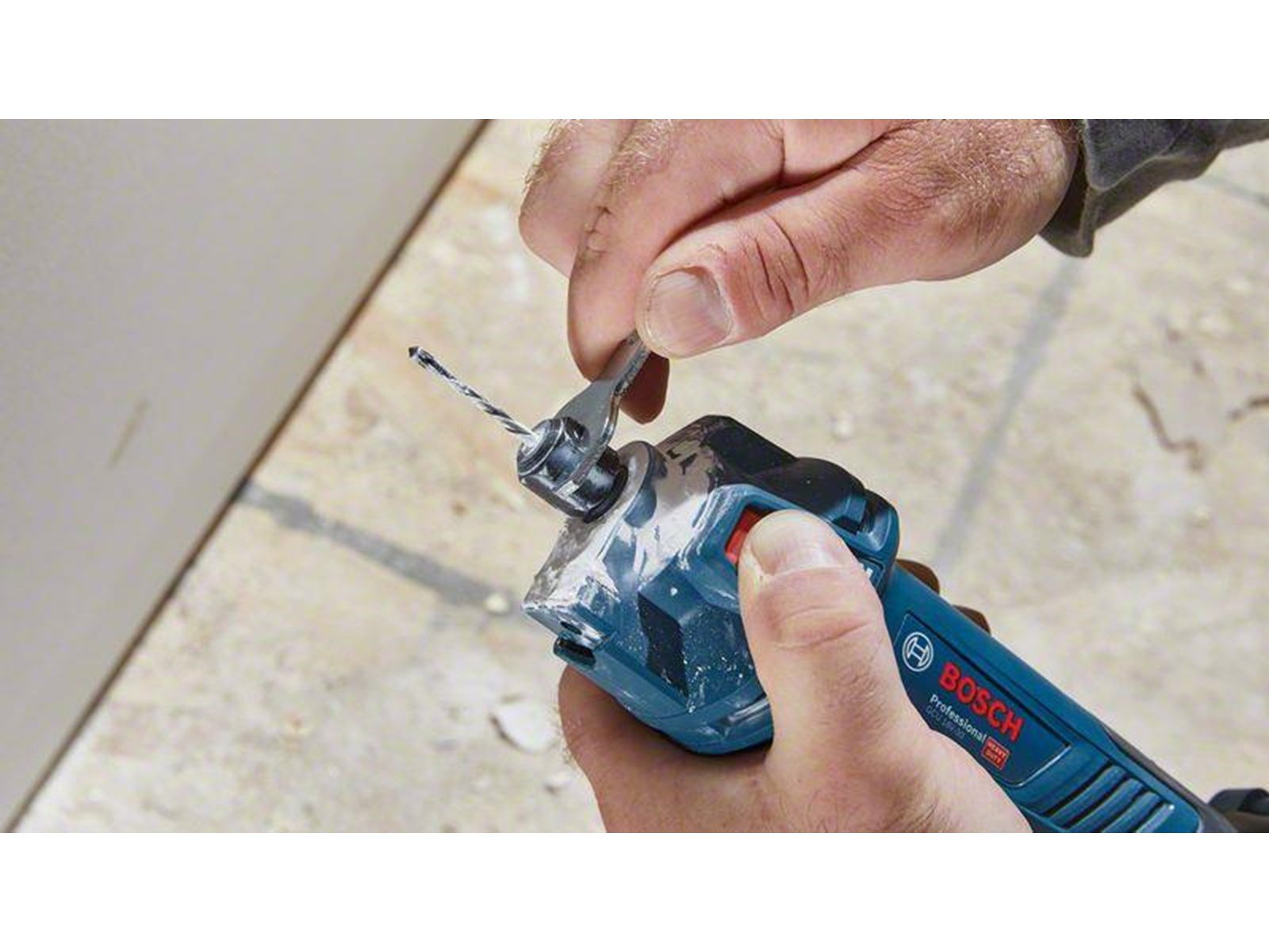 Bosch Professional GCU 18V-30 Professional (SOLO)