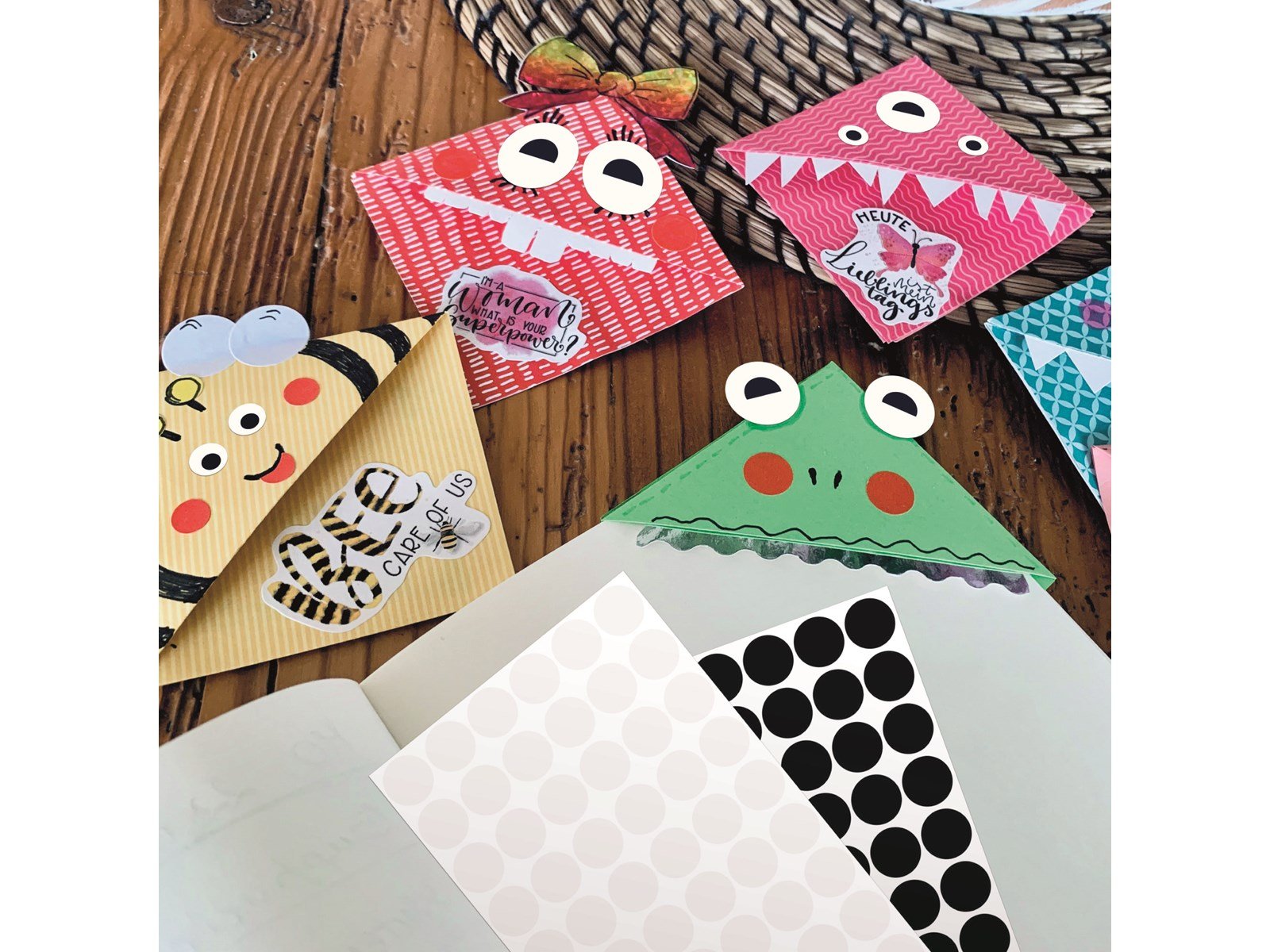 Avery Colour coding dots permanent white