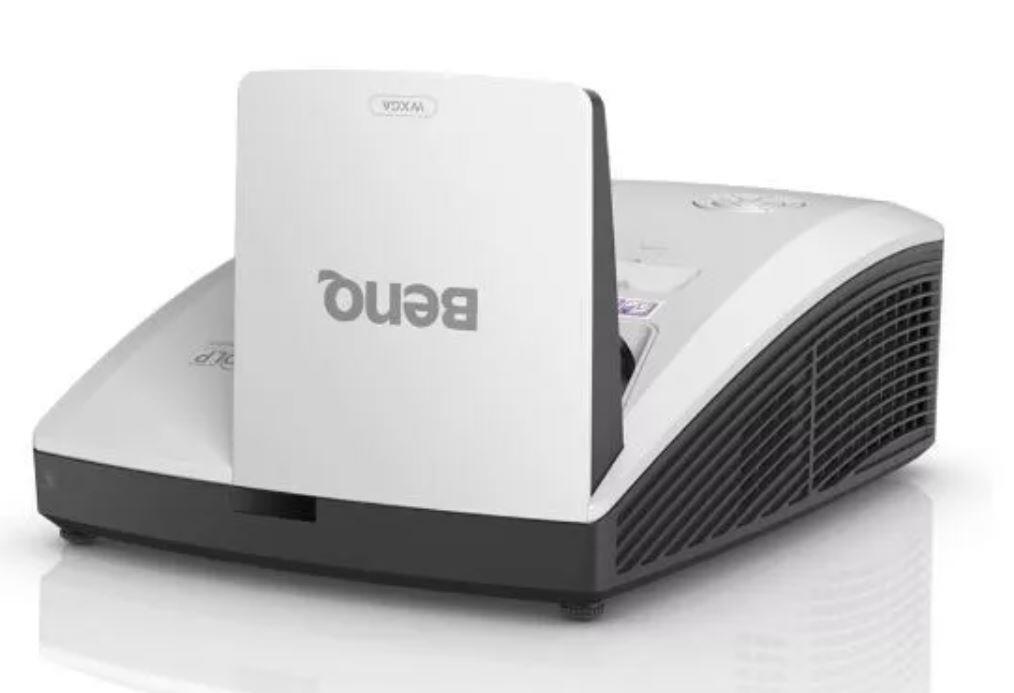 BenQ MW855UST+ interaktiv Ultrakurzdistanz DLP Beamer 3500 ANSI Lumen