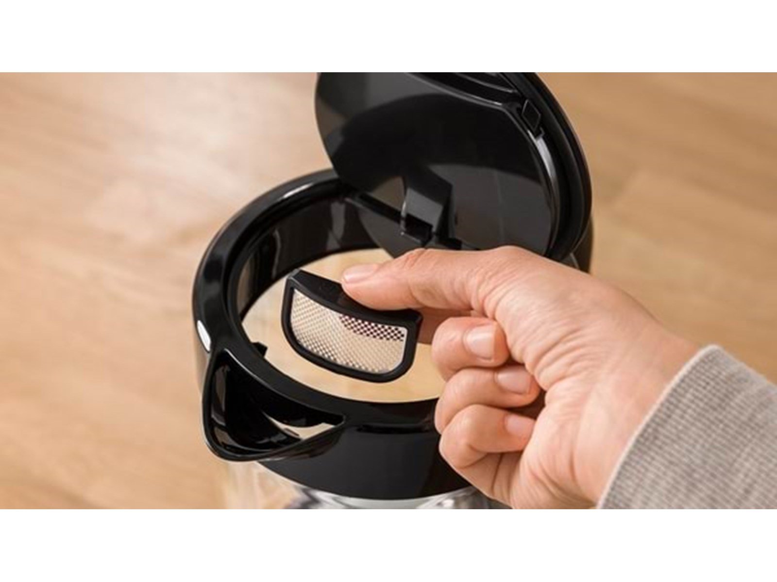 Bosch Wasserkocher TWK70B03 - Schwarzes Glas - 2400 W