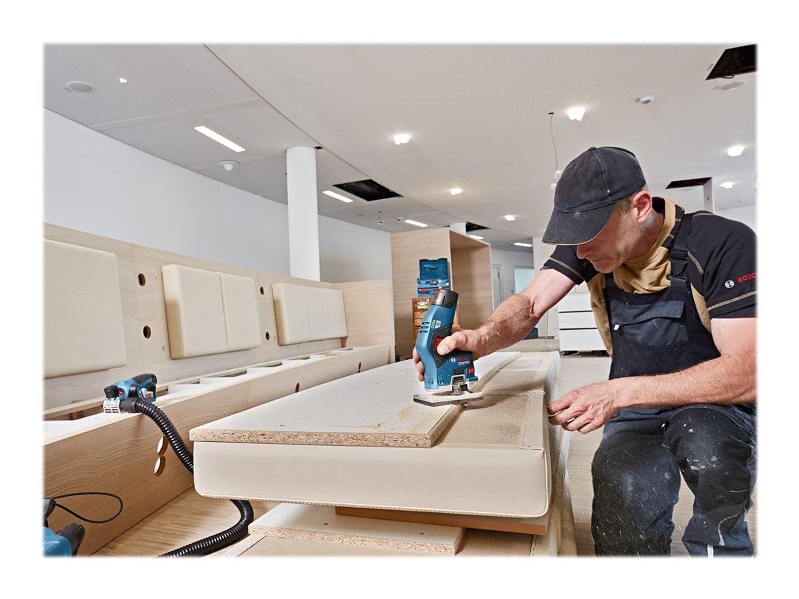 Bosch Professional GKF 12V-8 Professional (SOLO)