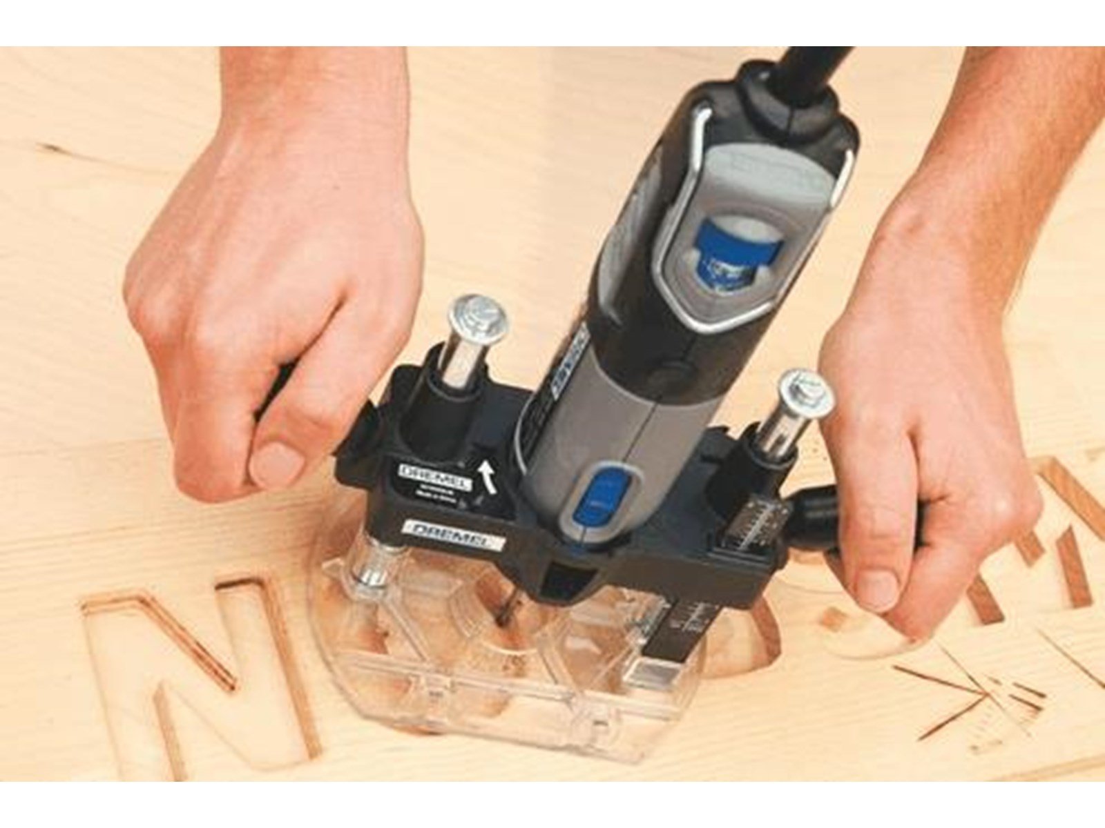 Bosch V-NOTFRÆSER 640 6.4MM