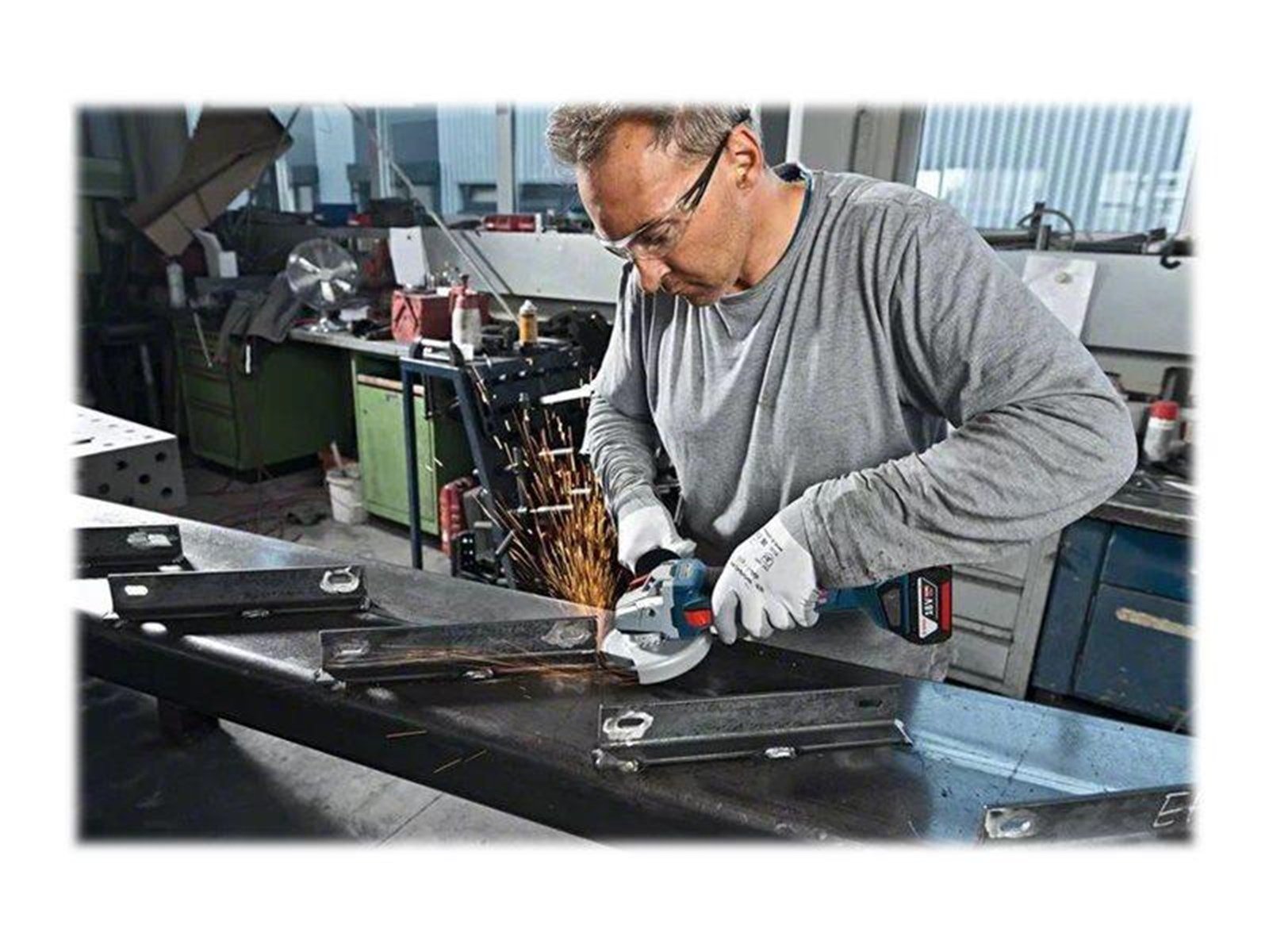 Bosch Professional GWS Professional 18V-10 (SOLO)