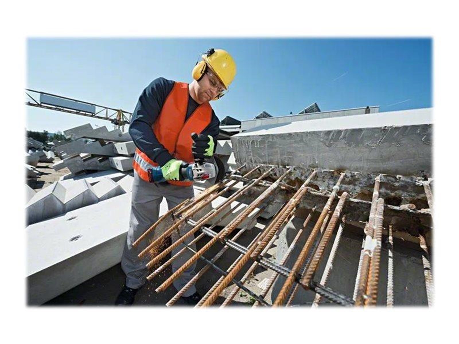 Bosch Professional GWS 18V-10 Professional (SOLO)