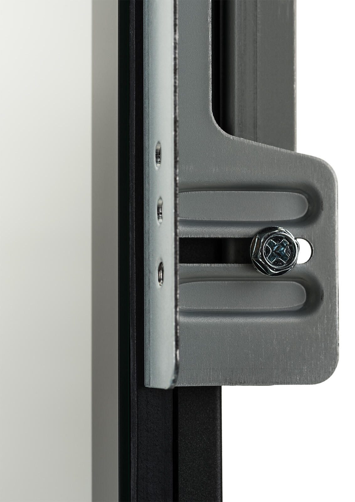 iiyama OMK2-1 Befestigungswinkel-Kit für TF1015MC, TF1515MC, TF2415MC
