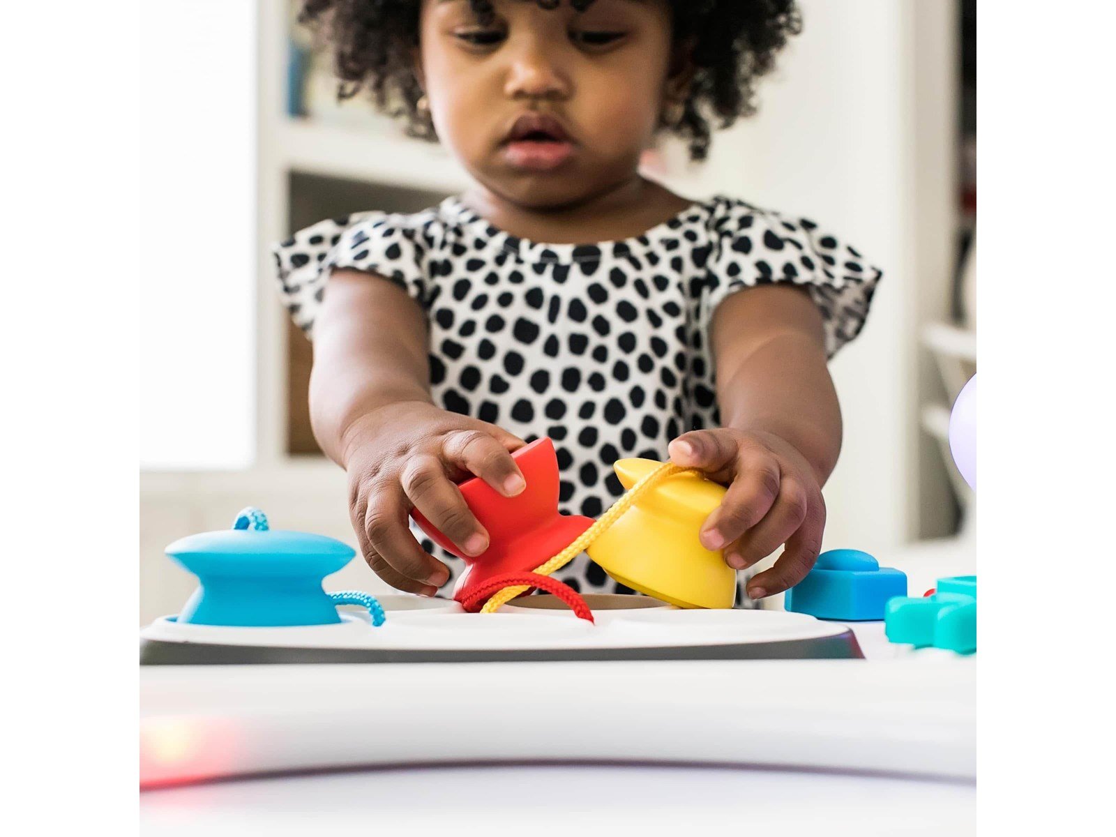 Baby Einstein Curiosity table