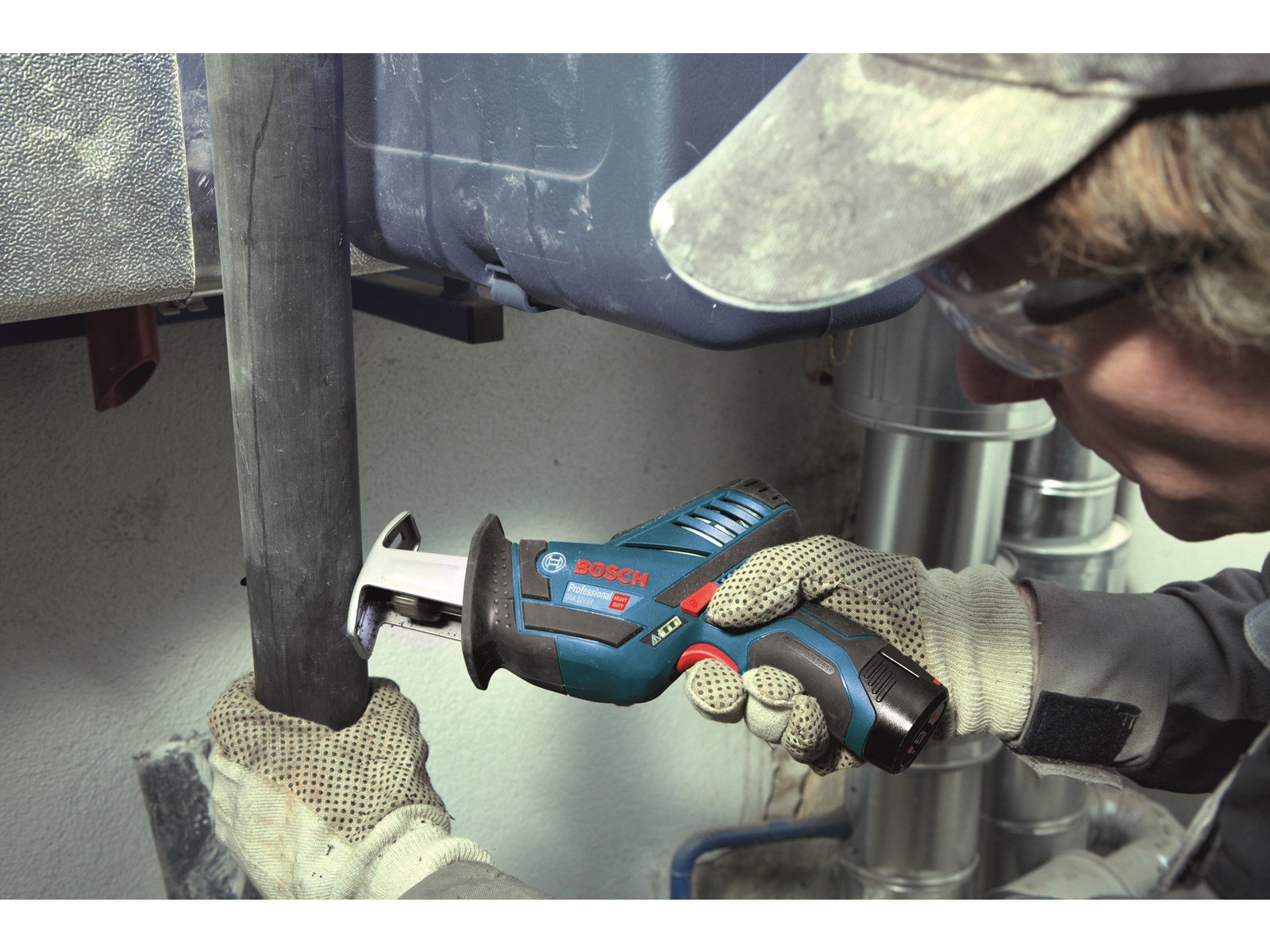 Bosch Professional GSA 10.8 V-LI Professional (SOLO)