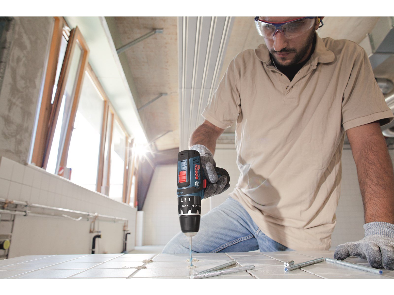 Bosch Professional Blue bosch 12v screwdriver gsr 12v-15 2x2.0ah in cardbox