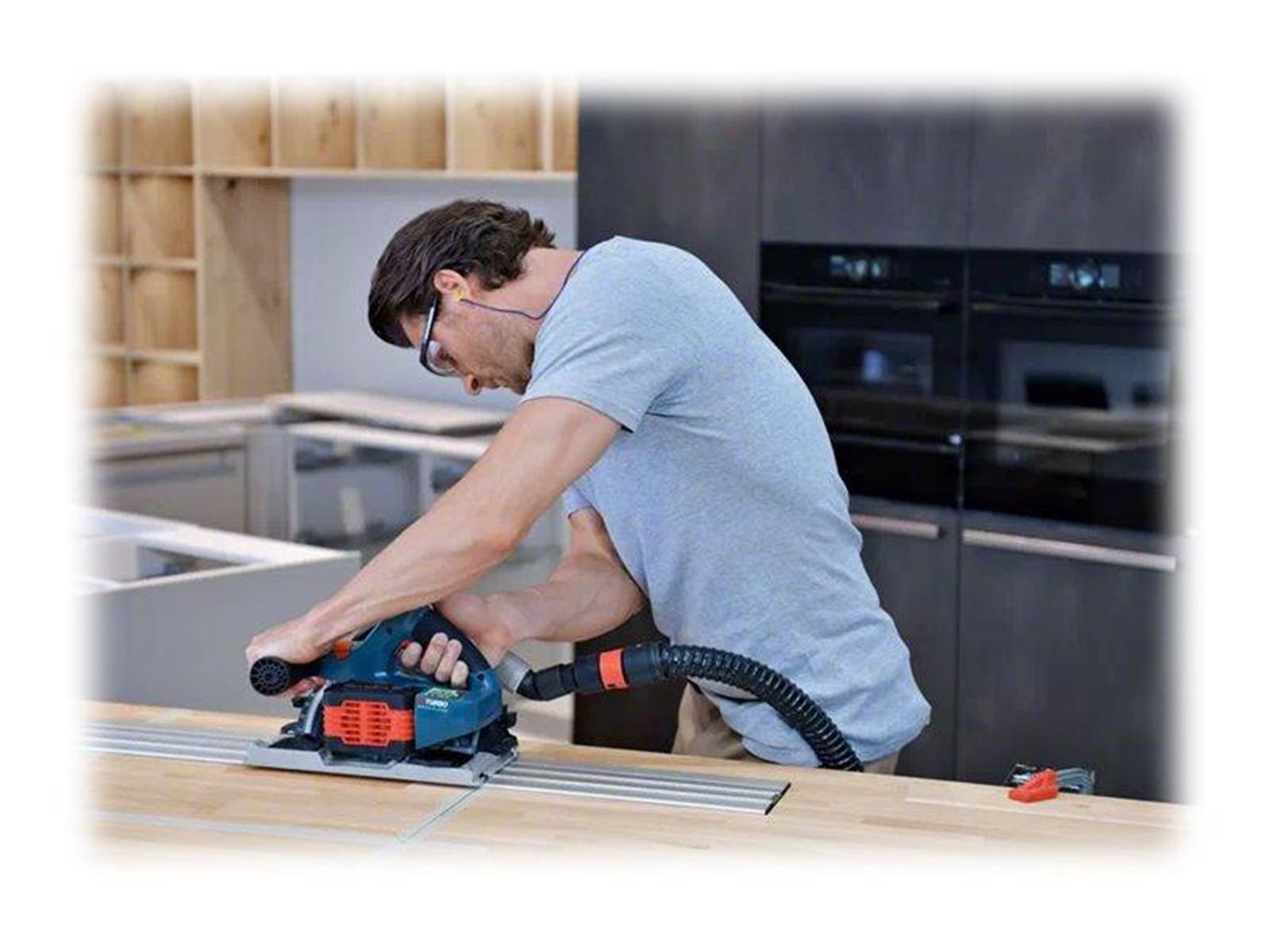 Bosch Professional ProCORE Akku-Kit 18V 5.5 Ah + GAL 1880 CV