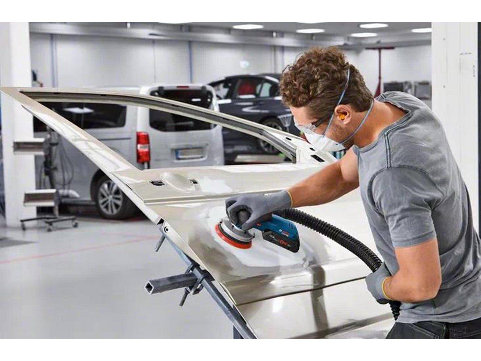 Bosch Professional GEX Professional 18V-125 (SOLO)