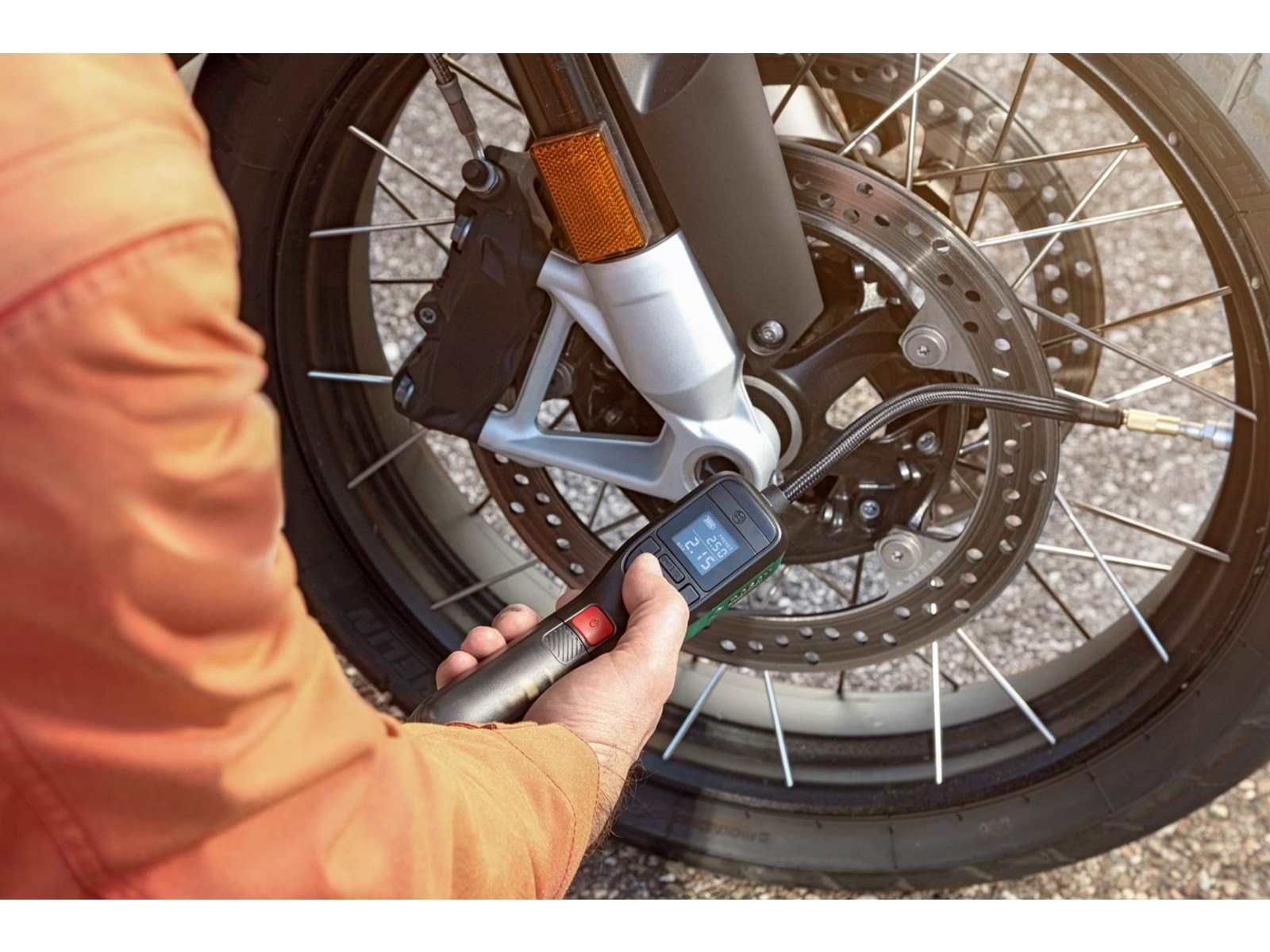 Bosch Easy Pump CORDLESS COMPRESSED AIR PUMP 3.6V