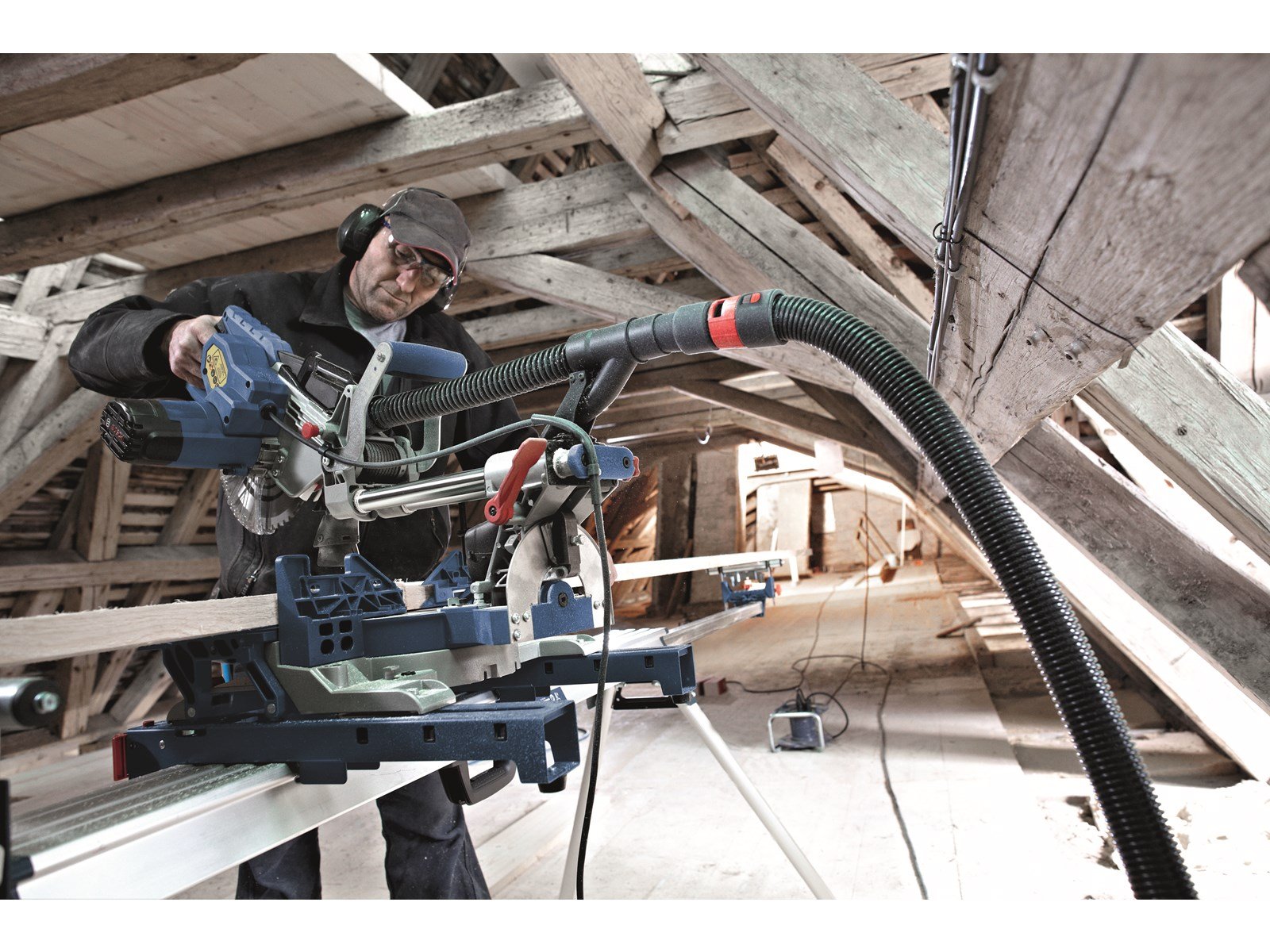 Bosch Professional Panel saw GCM 8 SJL