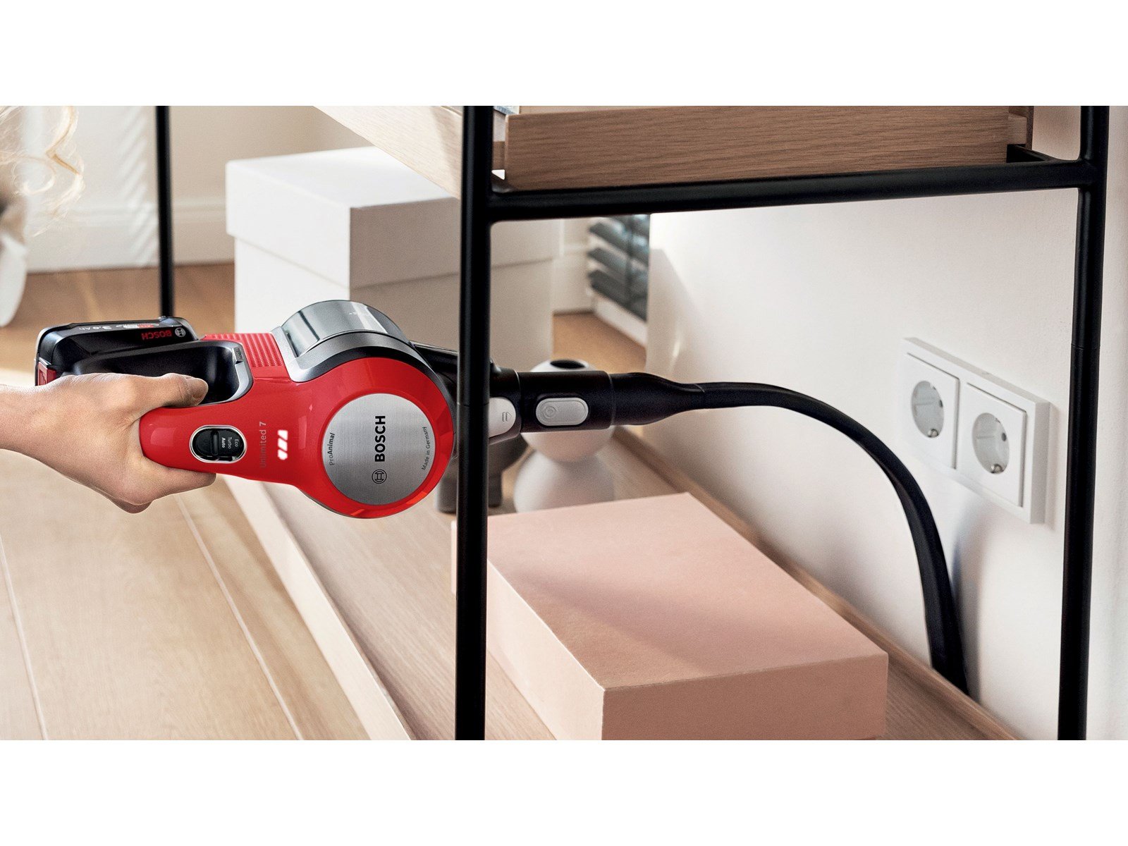 Bosch 2-in-1 Staubsauger Unlimited Serie 7 Pet BBS711ANM