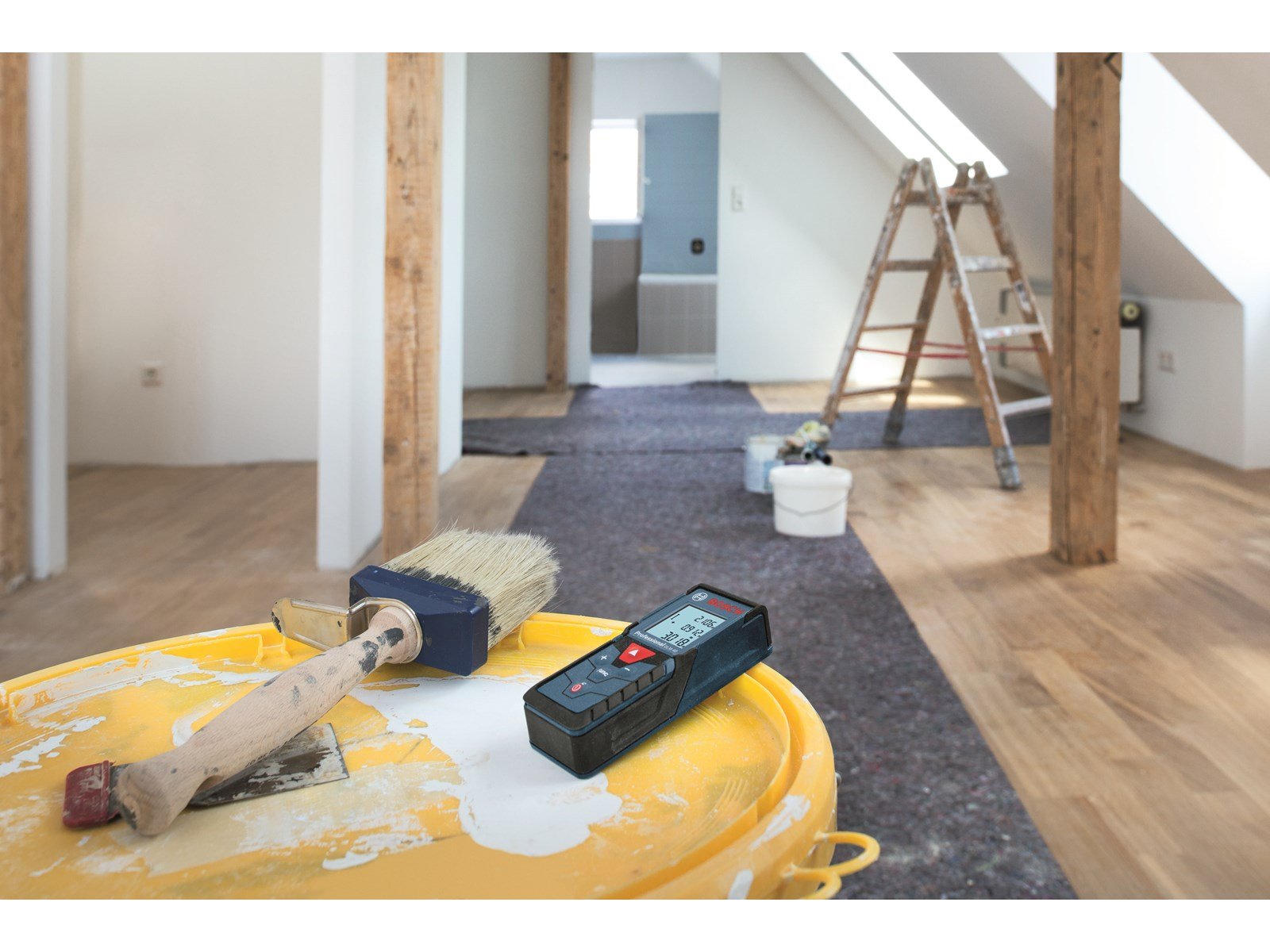 Bosch Professional GLM 40 PROFESSIONAL LASER DISTANCE METER