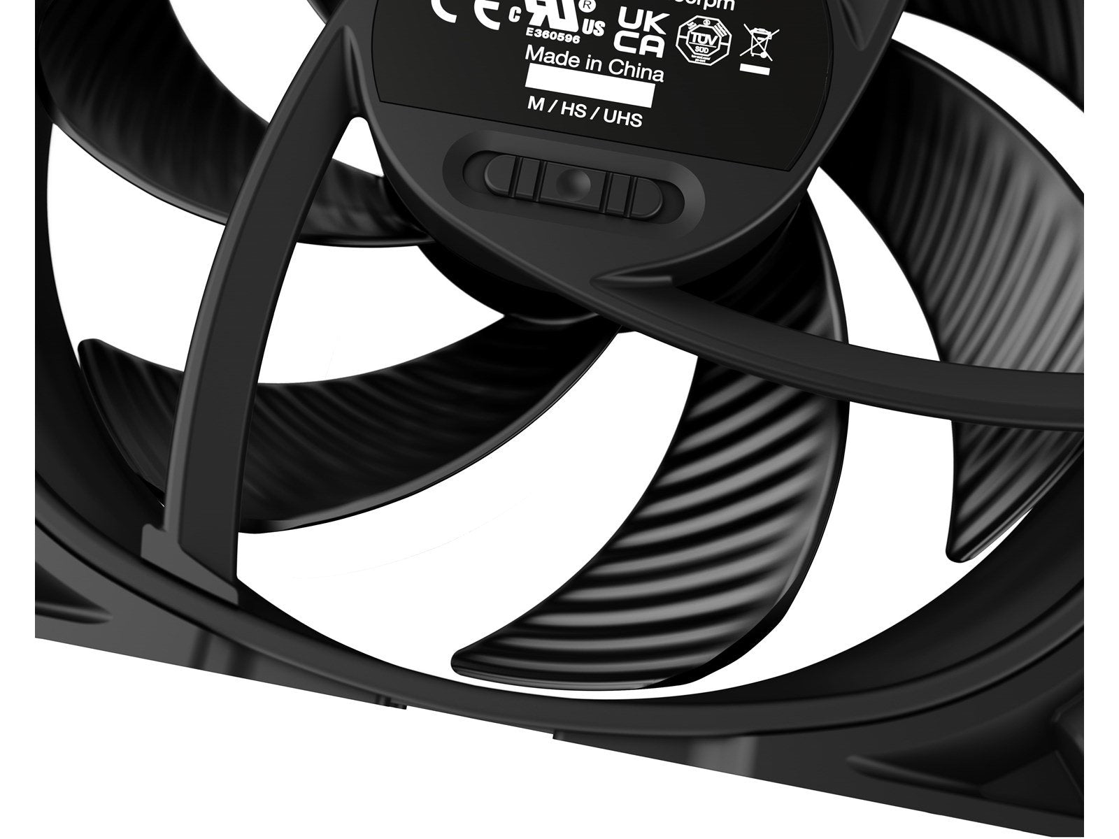 be quiet! Silent Wings 4 Pro 140 PWM - Gehäuselüfter - 140mm - Schwarz - 36 dBA