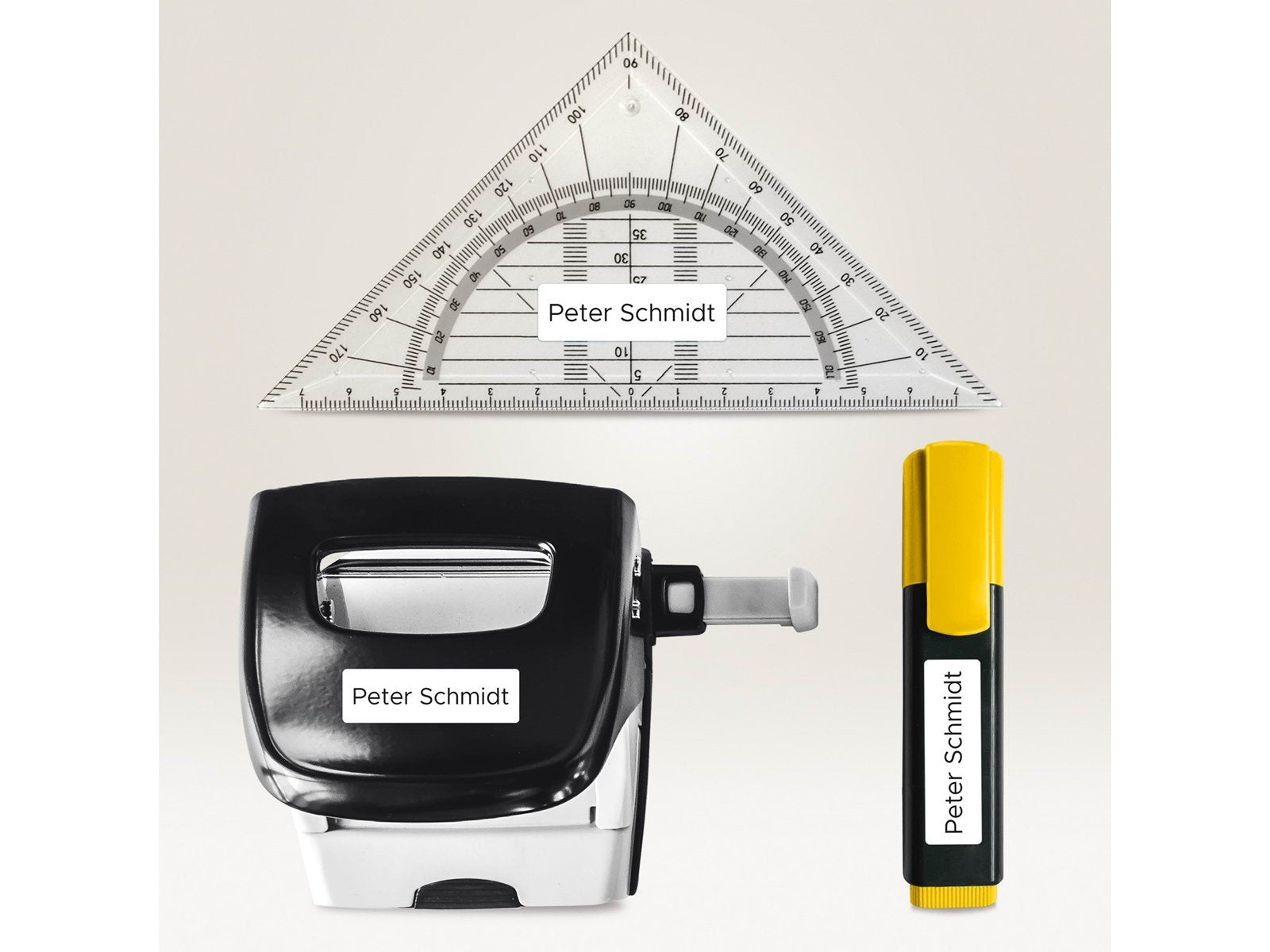 Avery Mini labels white