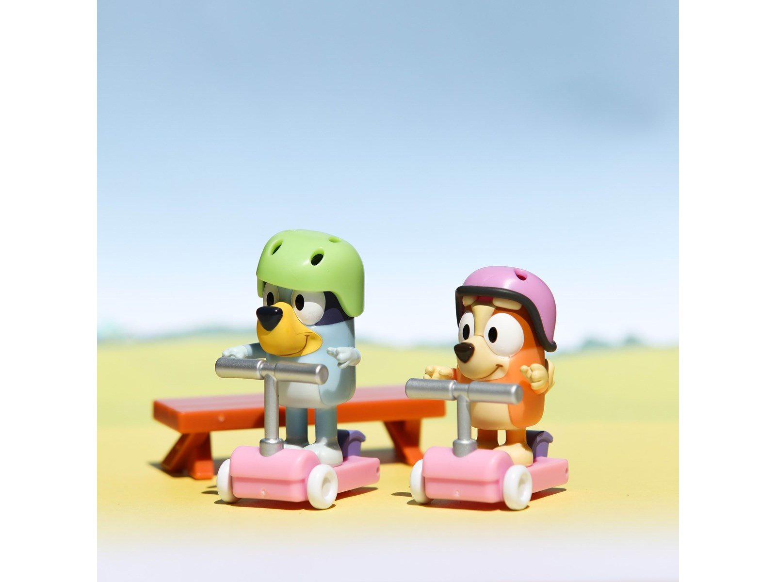 Bluey FIGURE & VECHICLE PLAYSET - SCOOTER TIME