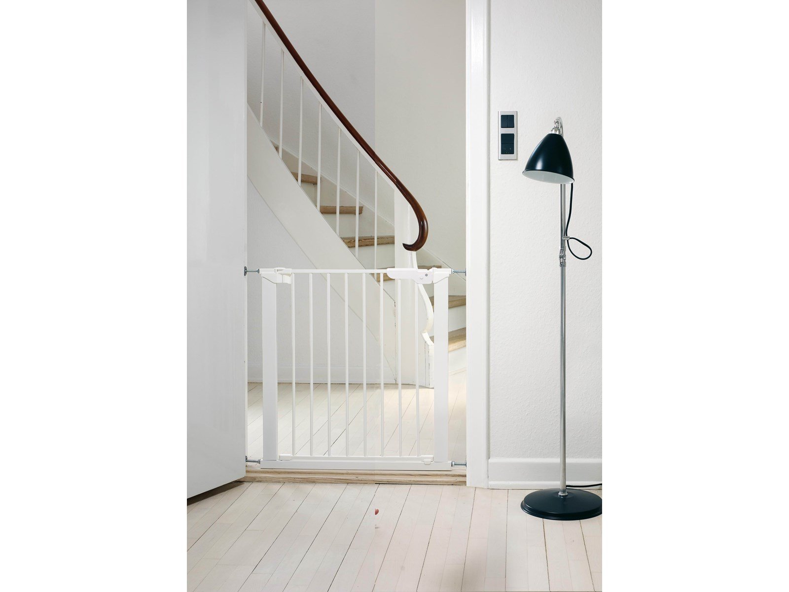 BabyDan Premier Safety Gate with 3 Extensions White 92.5-99.8 cm