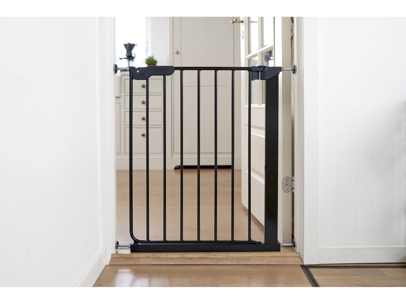 BabyDan SlimFit Safety Gate black 60.5-66.5 cm 60.5-66.5 cm