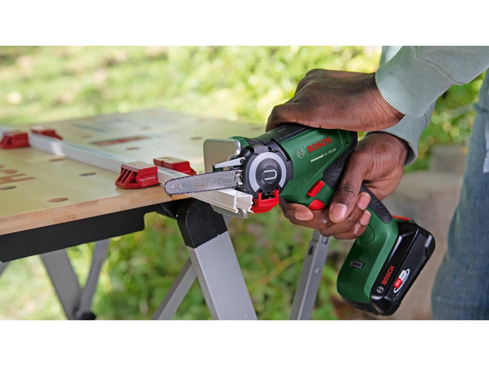 Bosch UniversalCut 18V-65 (SOLO)