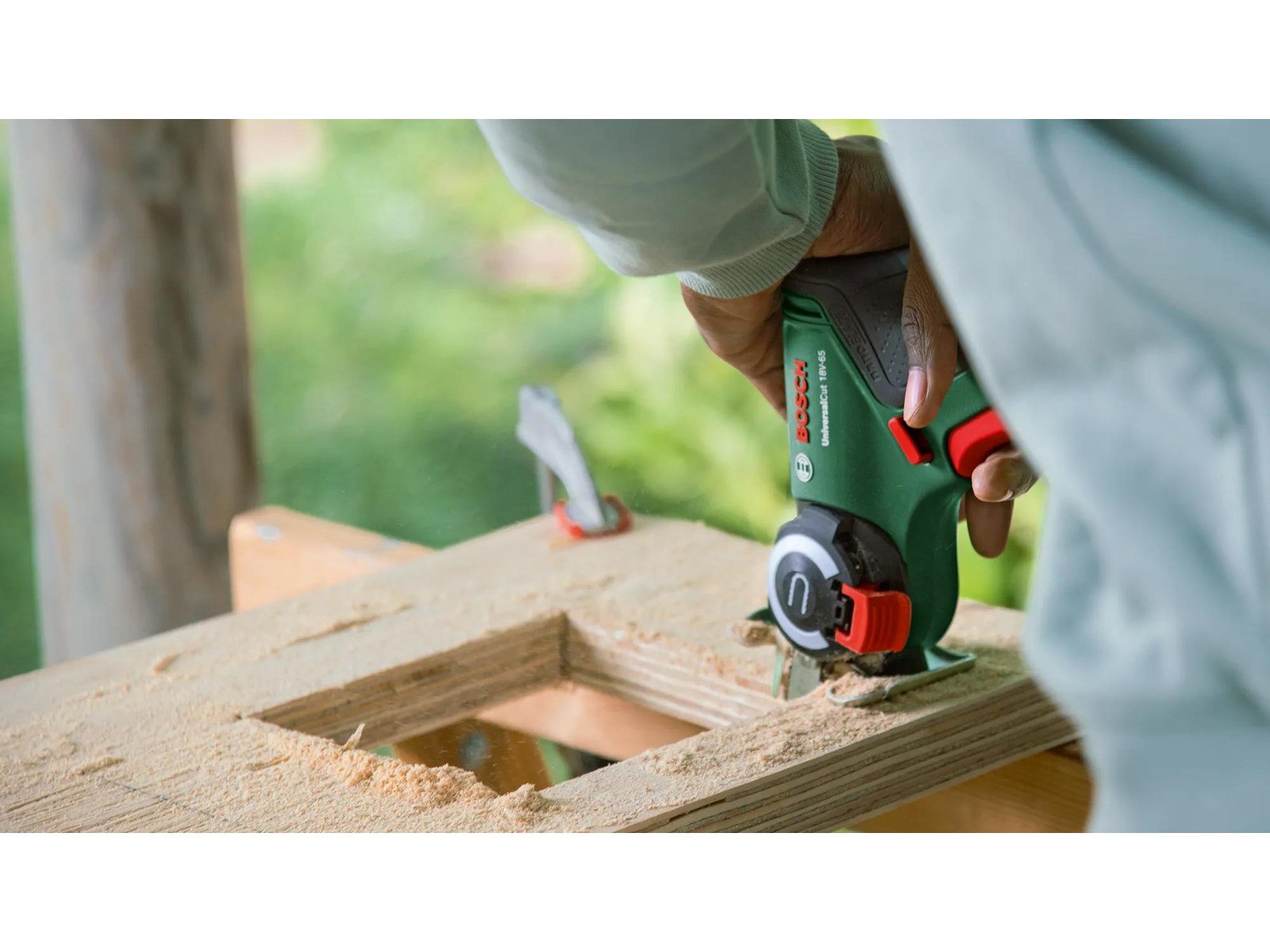 Bosch UniversalCut 18V-65 (SOLO)