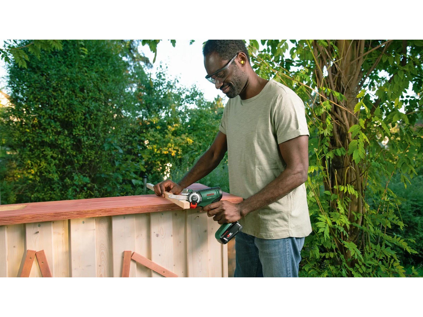 Bosch UniversalCut 18V-65 (SOLO)