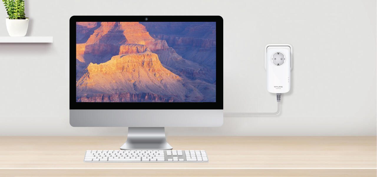 TP-LINK TL-PA8010PKIT AV1200 Gigabit Powerline Starterkit mit Frontsteckdose