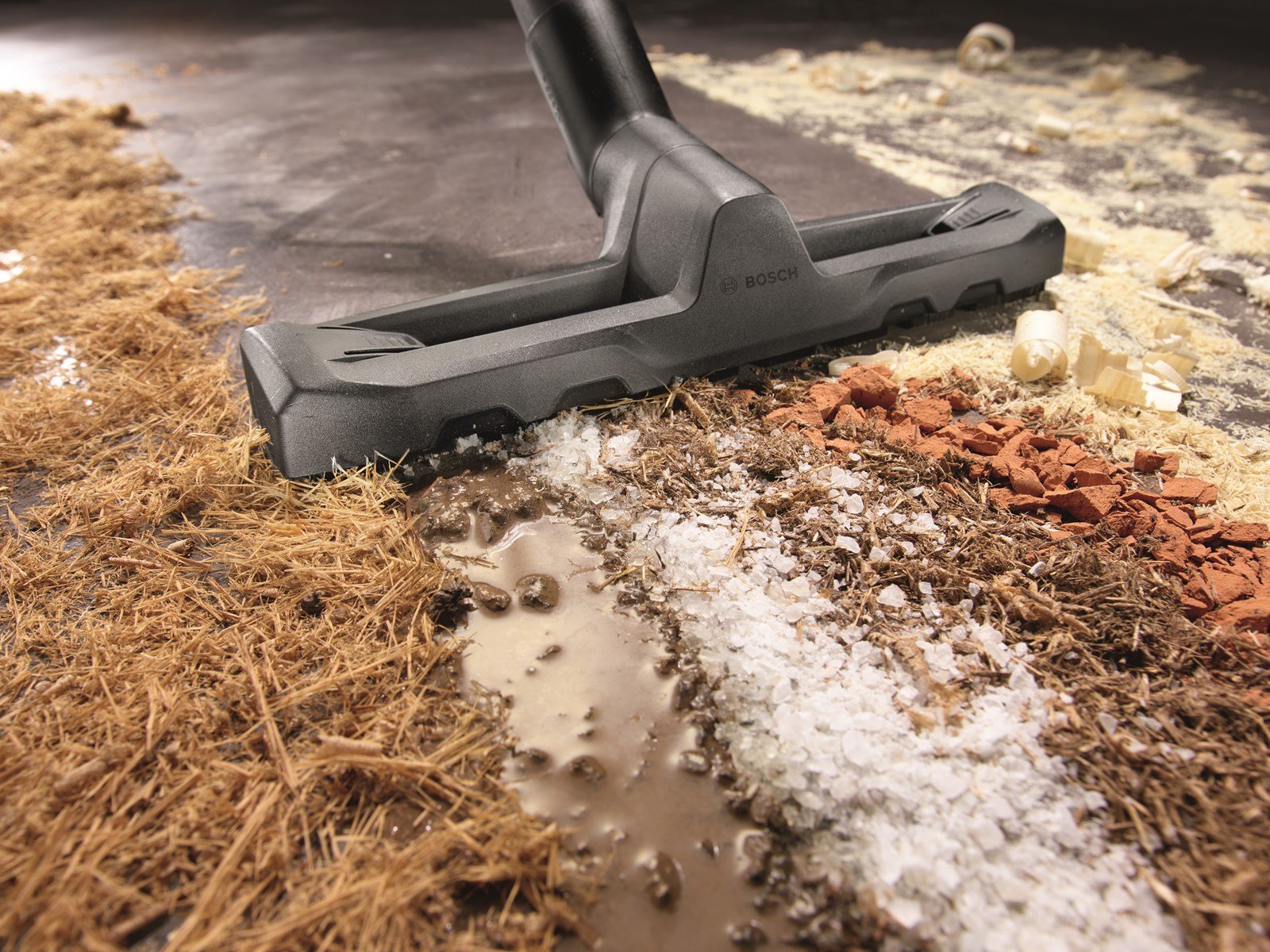 Bosch Staubsauger Green bosch 1000w vacuum cleaner universalvac 15