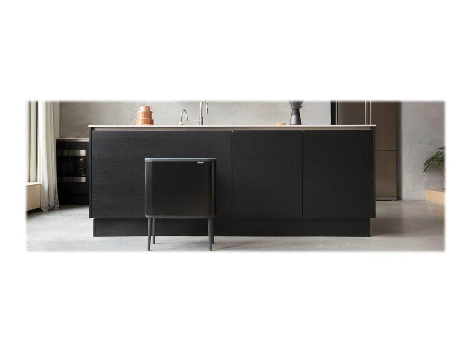 brabantia Bo Touch Bin - rubbish bin - 34 L - matte black