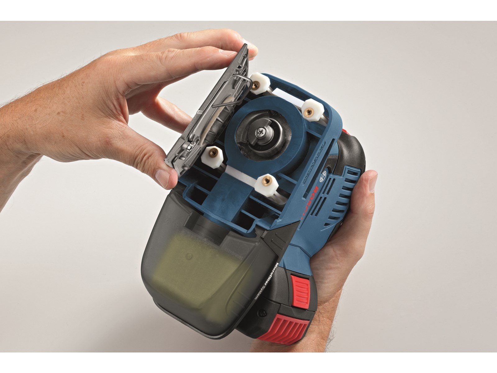 Bosch Professional GSS 18V-10 Professional (SOLO)