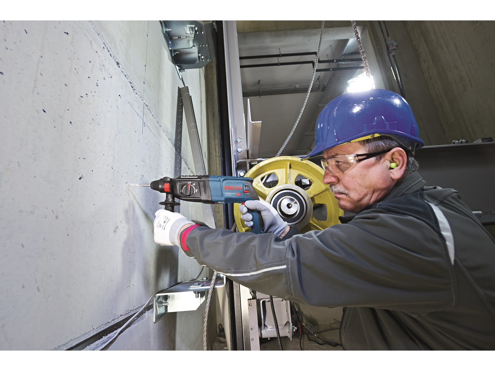 Bosch Professional BOREHAMMER GBH 2-26 CASE