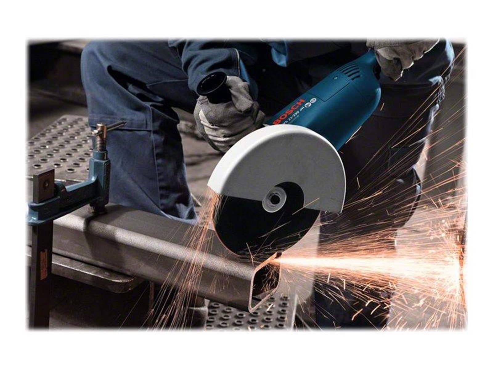 Bosch Professional GWS 22-230 J Professional + 880 Professional