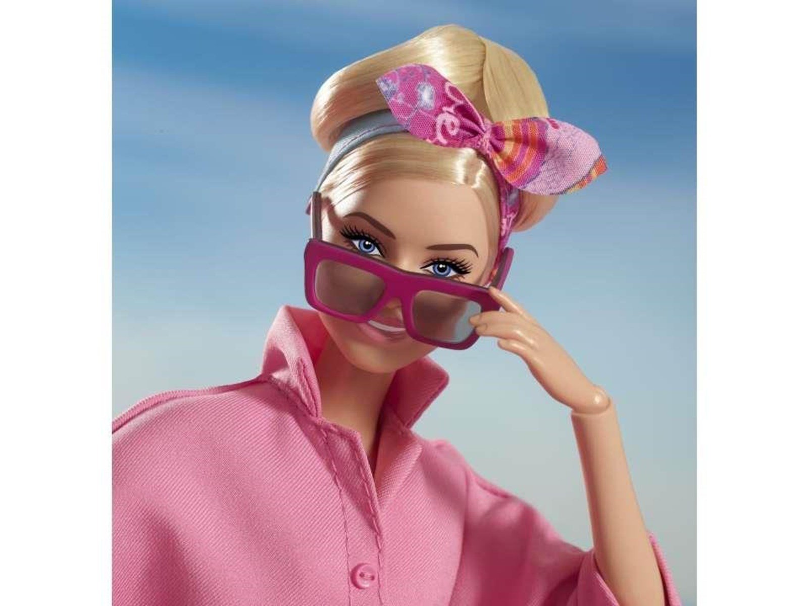 Barbie Margot Robbie As  In Pink Power Jumpsuit