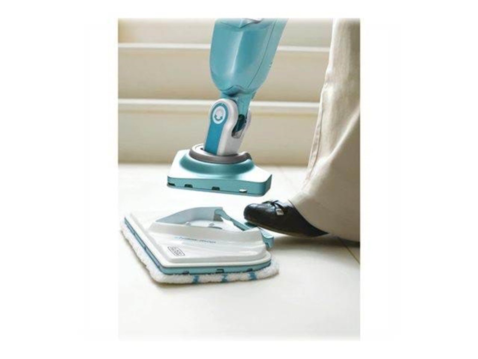 Black & Decker Dampfreiniger BLACK+DECKER steam-mop BHSM1610DSM - steam cleaner - stick/handheld - white/aqua