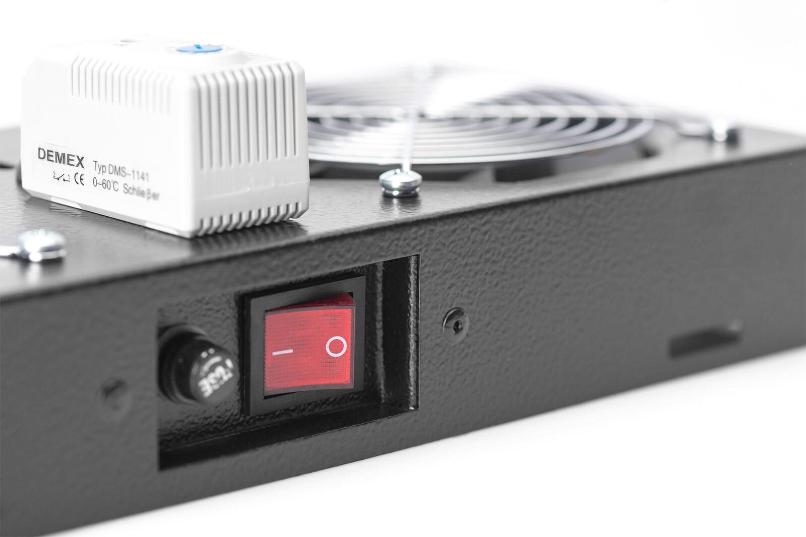 Digitus Dachlüftermodule für 19'-Wandgehäuse 2 Lüfter RAL9005 schwarz