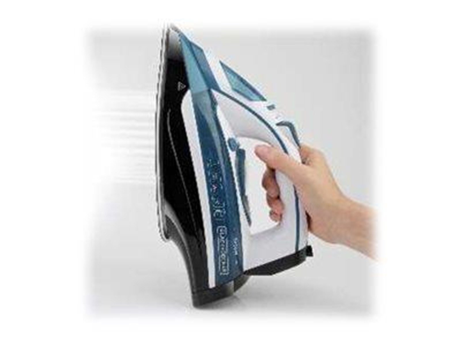 Black & Decker Dampfbügeleisen BLACK+DECKER BXIR2402E - steam iron - sole plate: stainless steel