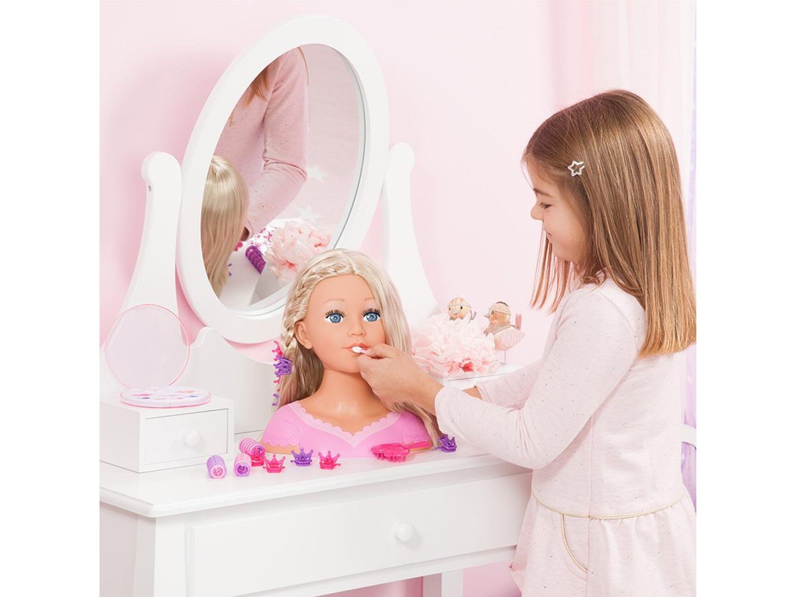 Bayer Design Styling Head - Charlene + Cosmetics