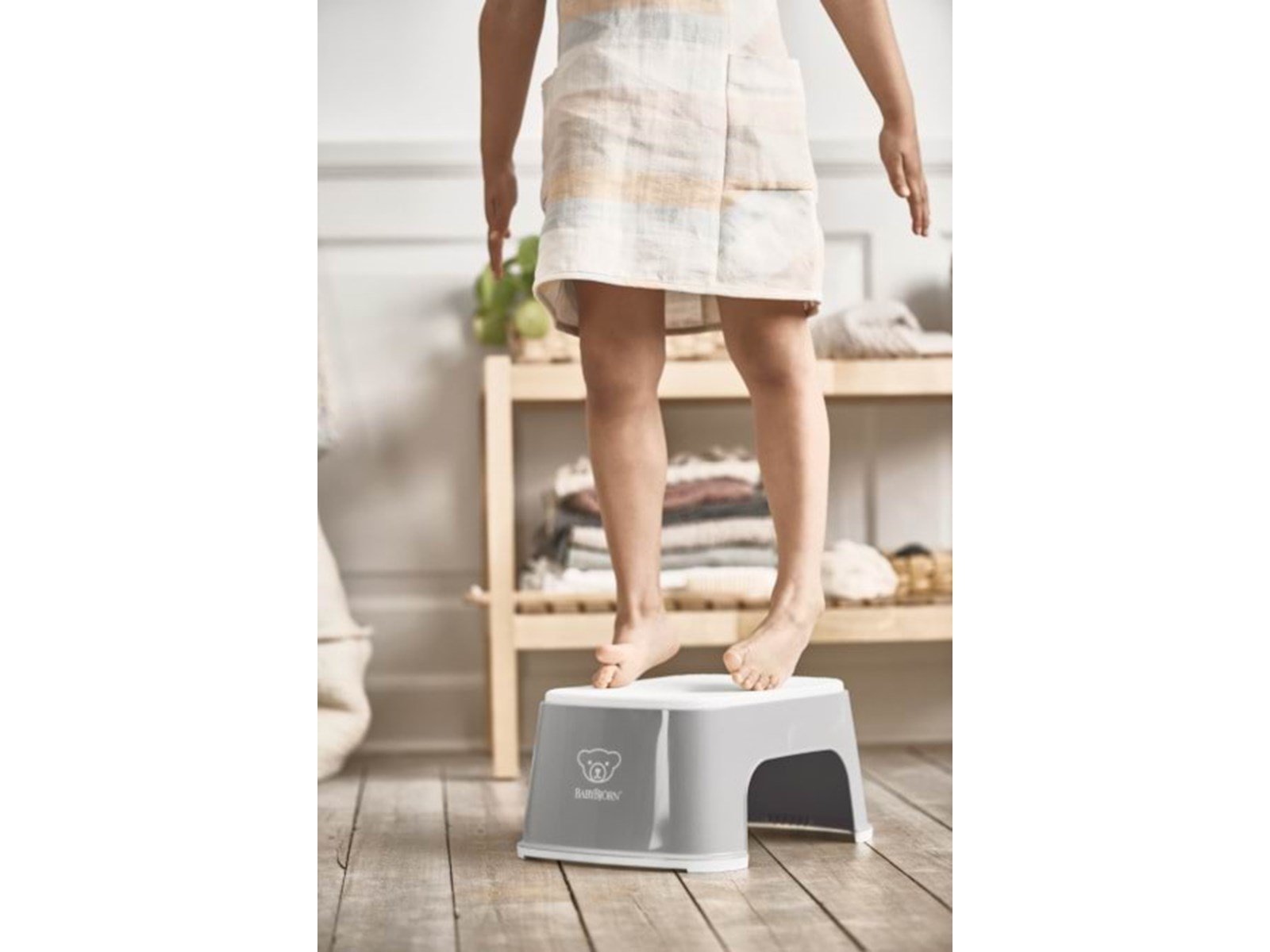 Baby Bjorn Step Stool gray