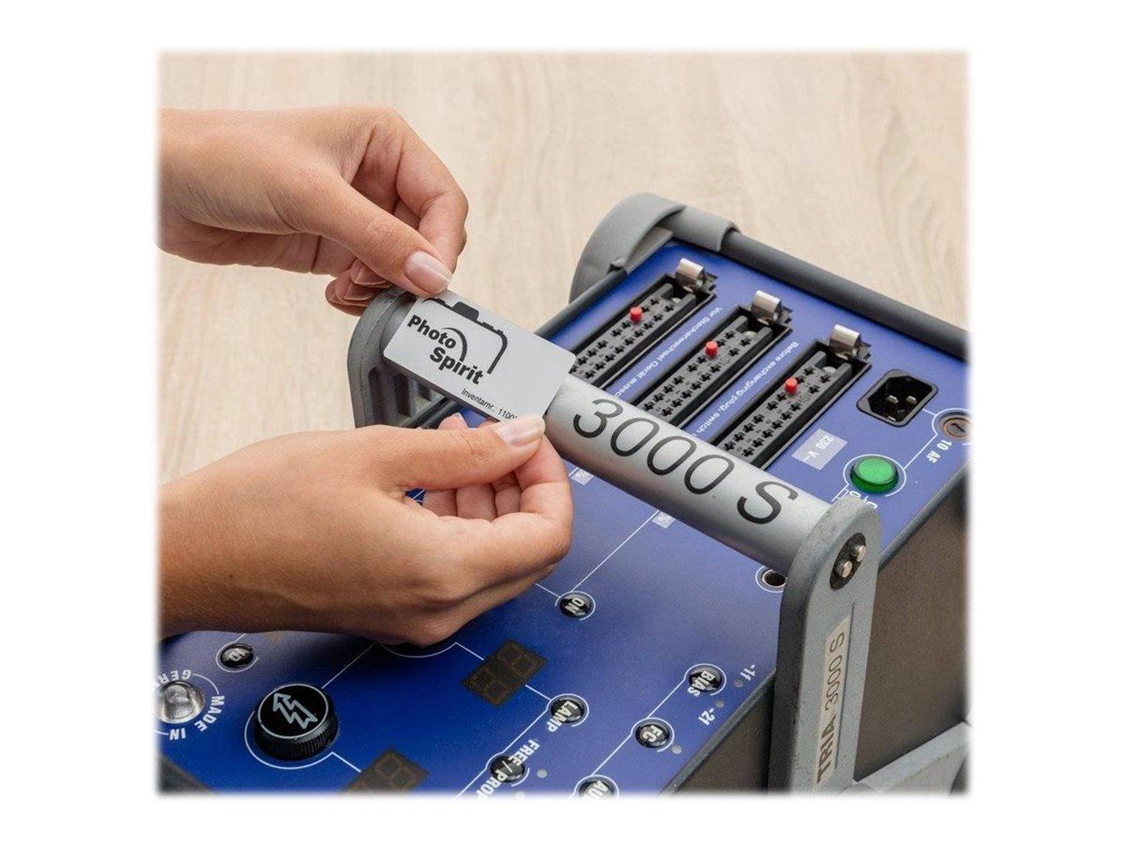 Avery Zweckform Heavy Duty L6011 - labels - matte - 216 label(s) - 63.5 x 29.6 mm - 78 g/m²