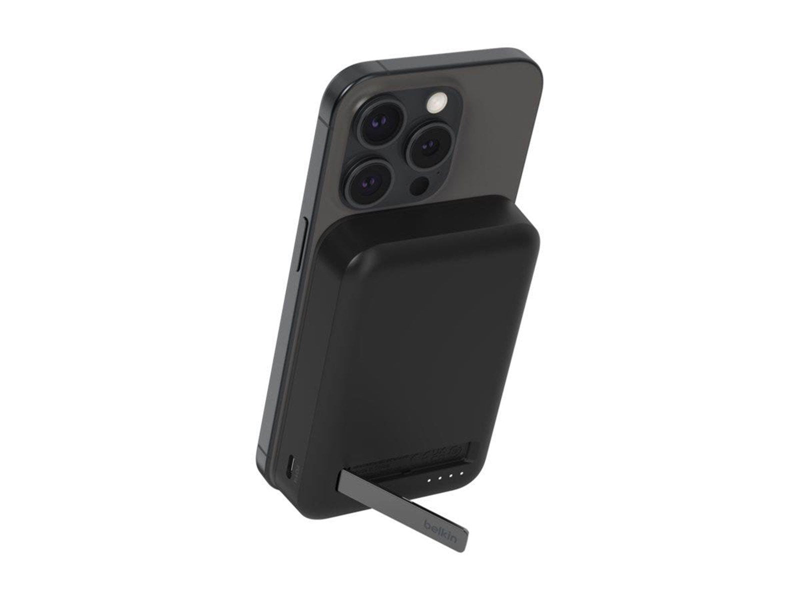 Belkin BoostCharge Pro wireless power bank - magnetic with Qi2 - magnetic 24 pin USB-C - 15 Watt