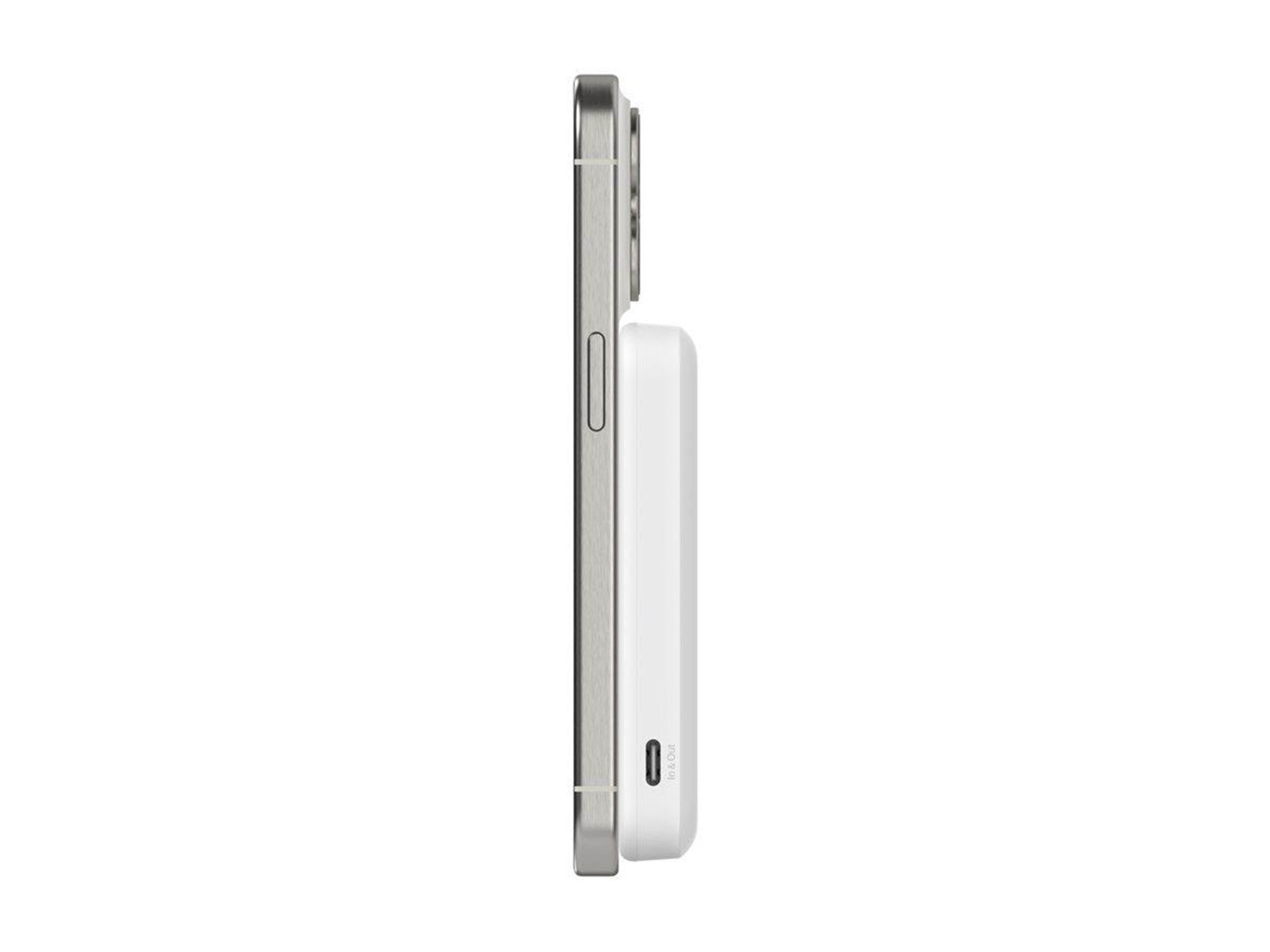 Belkin wireless power bank - magnetic with Qi2 - 24 pin USB-C - 15 Watt