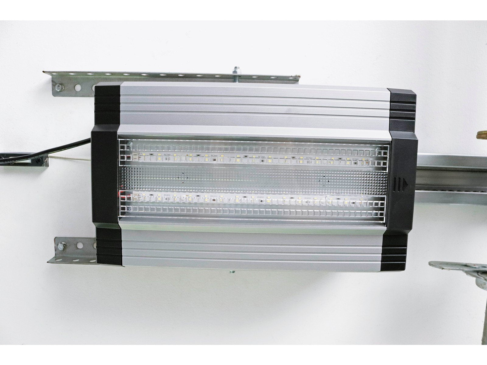 Boxer 5000 premium® Wi-Fi-Garagentoröffner inkl. 2 Stk. Fernbedienungen 1000N