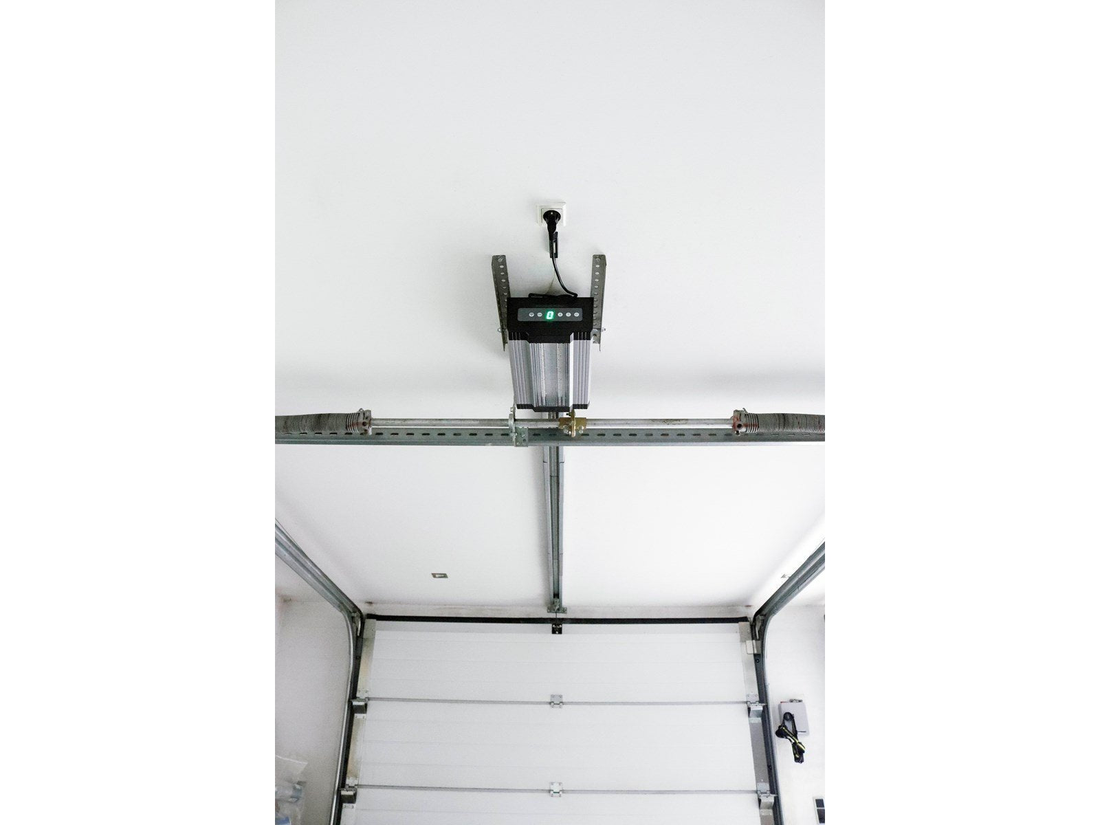 Boxer 5000 premium® Wi-Fi-Garagentoröffner inkl. 2 Stk. Fernbedienungen 1000N