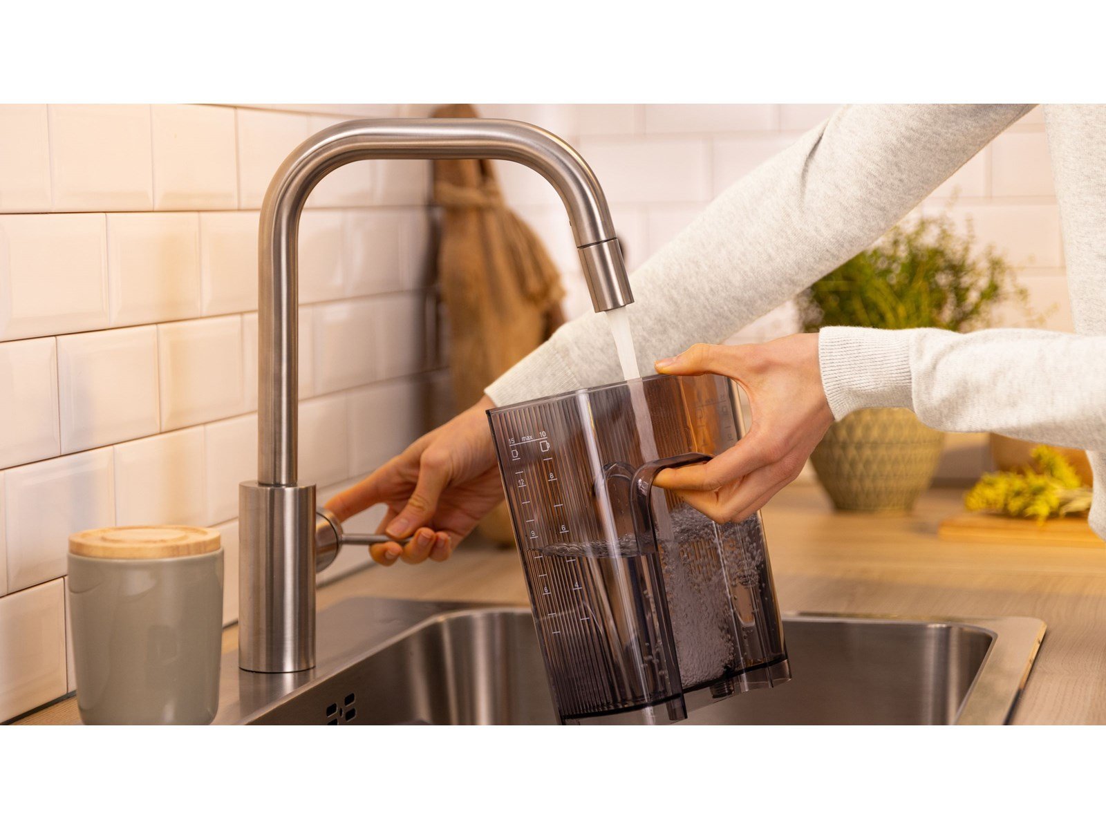 Bosch My Moment TKA2M114 - Red