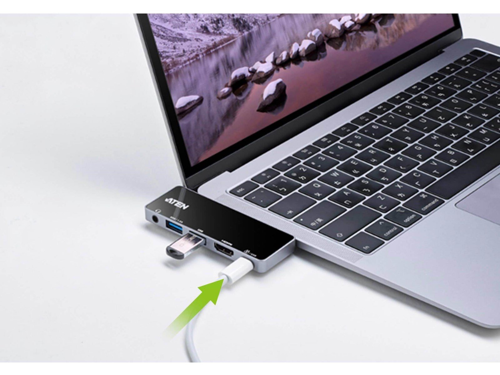 ATEN UH3238  Travel Dock