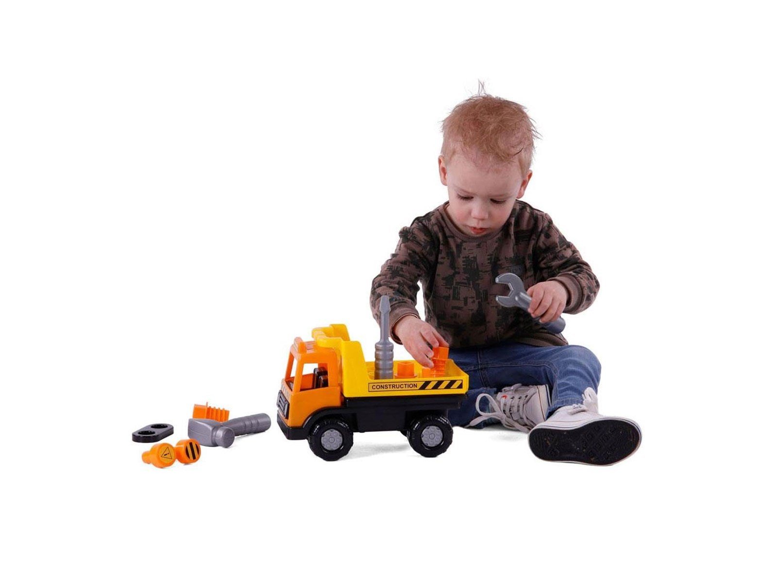 Cavallino Toys Truck with Tools 11 pcs.