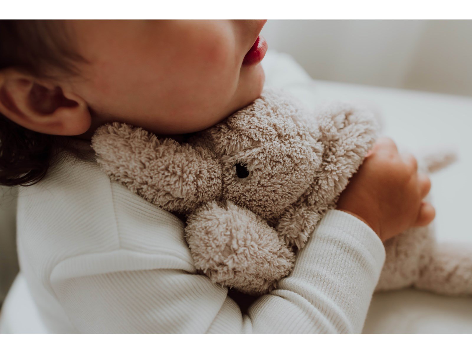 Flow Amsterdam Rechargeable Heartbeat Comforter - George (Blush)